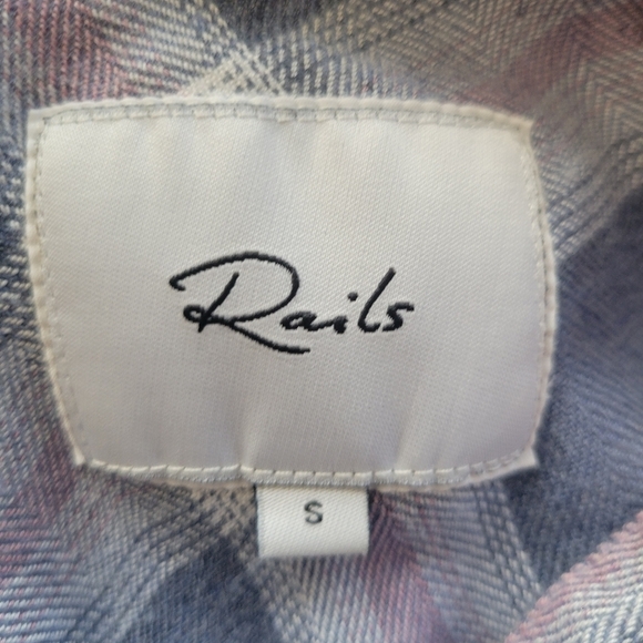Rails Indigo Berry Plaid Flannel Shirt Size Small - Picture 5 of 5